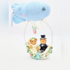 2001 LIMITED EDITION Cherished Teddies Hot Air Balloon Ride Bride and Groom